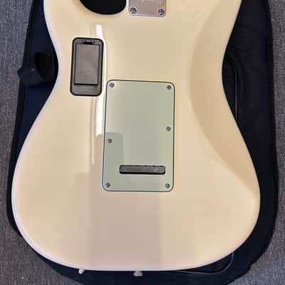 Fender Deluxe Roadhouse Stratocaster 2020 MIM - Olympic White image 4