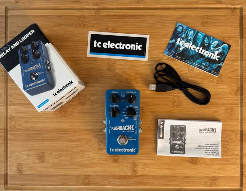 TC Electronic Flashback Delay & Looper 2014 - 2017 - Blue image 1