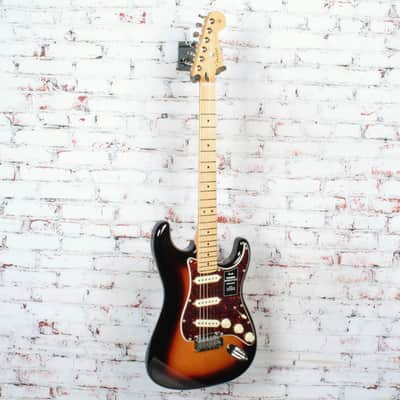 Fender Player II Modified Stratocaster, Maple Fingerboard, 3 Tone Sunburst image 4