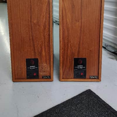 B&W Matrix 3 Series 2 speakers in excellent condition - 1980's image 6