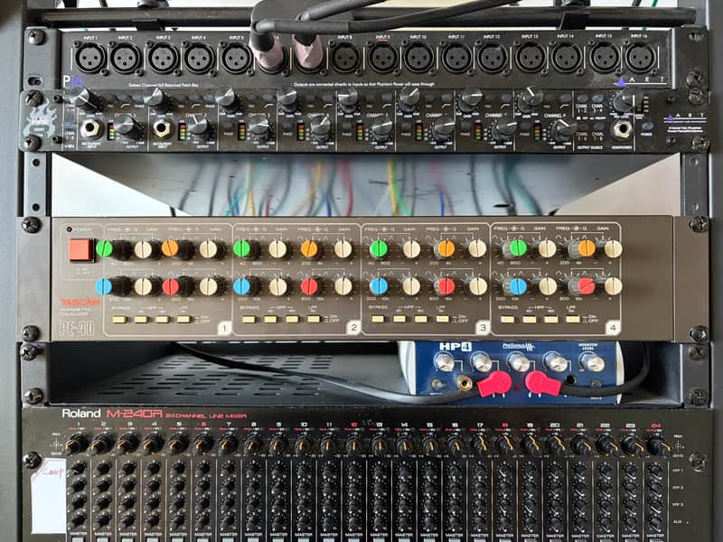 TASCAM PE-40 Parametric Equalizer image 1