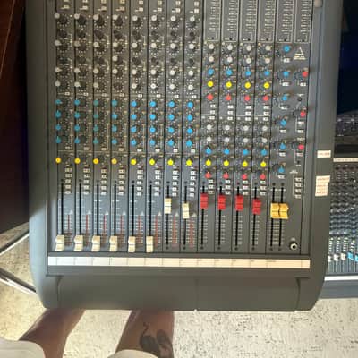 Soundcraft Delta Ave 8 Frame w CPS 150 1990 - Grey image 3