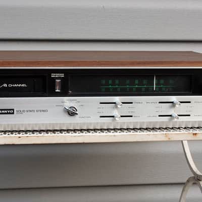 Sanyo DXL5480 Receiver with 8 Track 70s - Silverface image 1