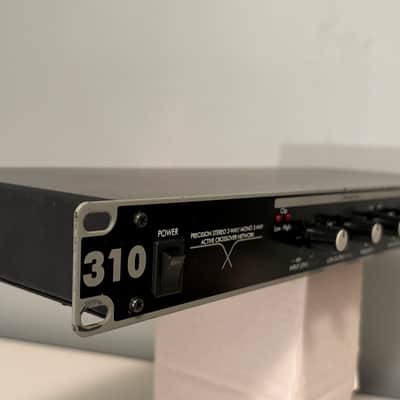 ART 310 Stereo 2-Way / Mono 3-Way Crossover image 8