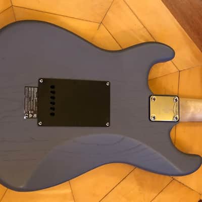 Donner Standard Series Stratocaster style Gray Electric Guitar Single Coil Pickups Soft Case, Strap image 16