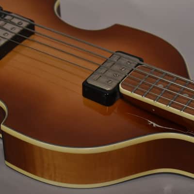 Hofner Contemporary Series HCT-500/1-SB Violin Bass Sunburst image 8