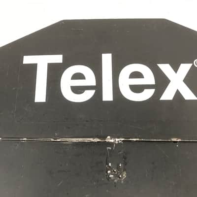 Telex Alp-600 UHF Bi-directional Log Periodic Antenna image 2