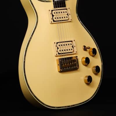 Washburn Ivory Eagle, w/ Hard Shell Case, 1981 - USED image 4