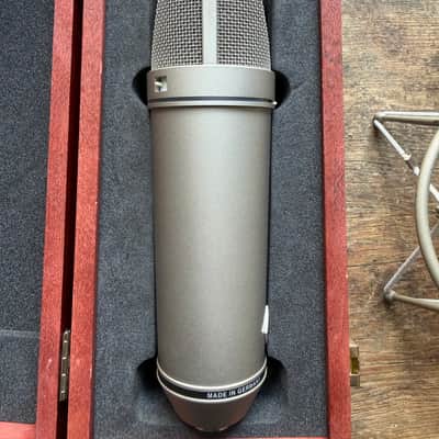 Neumann U87 Ai Microphone and E87 Shock-mount - Nickel image 3