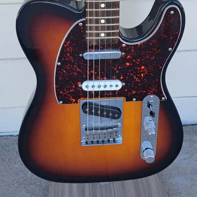 FENDER DELUXE NASHVILLE TELECASTER ROSEWOOD FINGERBOARD BROWN SUNBURST ELECTRIC W/BAG - 2003 (USED) image 1