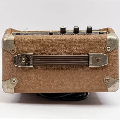 Squier SA-10 Guitar Combo Amplifier – 10-Watt 1x6 Combo image 6
