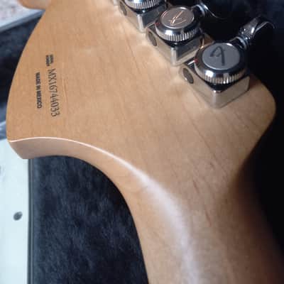 Fender Deluxe Stratocaster MIM w/Push Push Button, CTS 500k treble bleed pot, HSC Bild 10