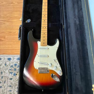 Fender  Stratocaster  2004 - Tobacco sunburst image 4