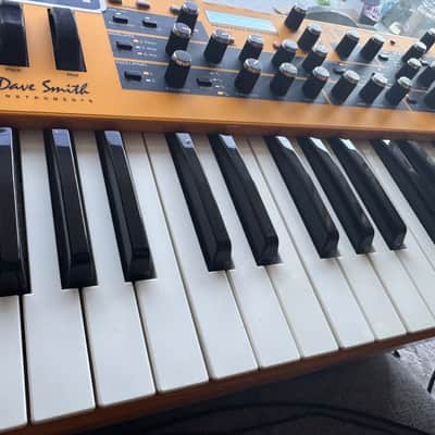 Dave Smith Instruments Mopho 32-Key Monophonic Synthesizer 2011 - 2016 - Yellow with Wood Sides image 2