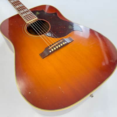 Gibson Hummingbird 2001 Vintage Cherry Sunburst image 8