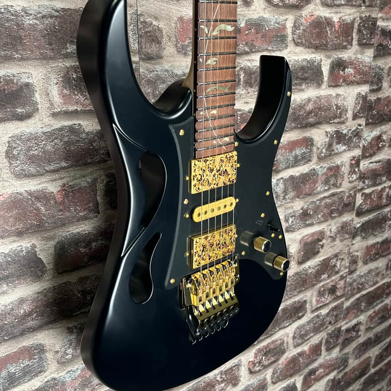 Ibanez Pia image 1