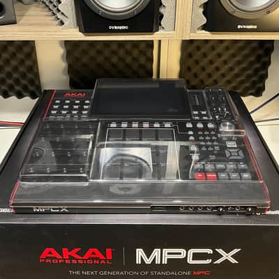 Akai MPC X Standalone Sampler / Sequencer image 2
