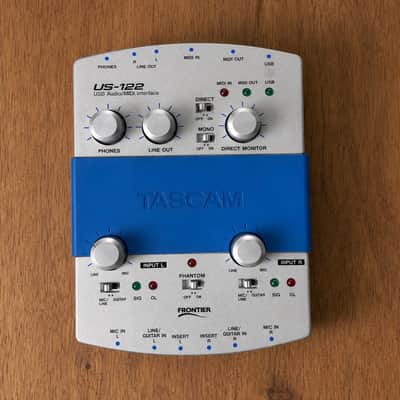 TASCAM US-122 USB Audio Interface 2000s - Silver and Blue image 1