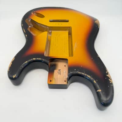 MJT Stratocaster Body Alder Relic Nitro 3-Tone Sunburst Light mjt6656 image 4
