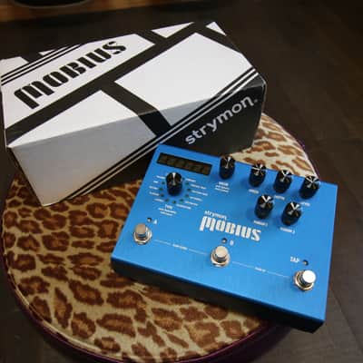 Strymon Mobius 2012 - Present - Blue image 1