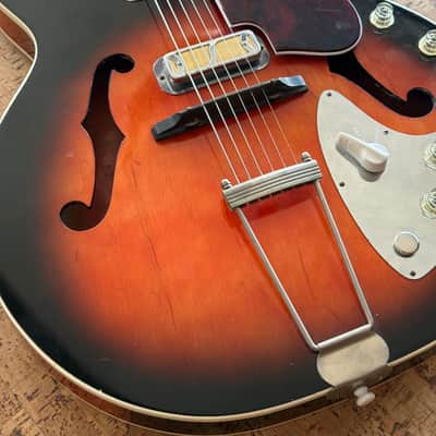 Harmony H66 Vibrajet 1961 - Red Sunburst image 4