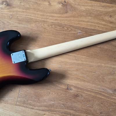 Fender Jazz 2004 - Sunburst image 4