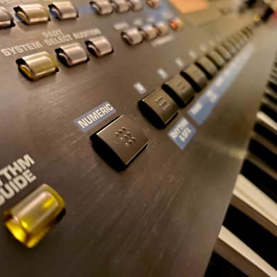 MUST SEE!!! ROLAND JUNO D FULLY INSPECTED SERVICED AND IN AMAZING CONDITION! image 12