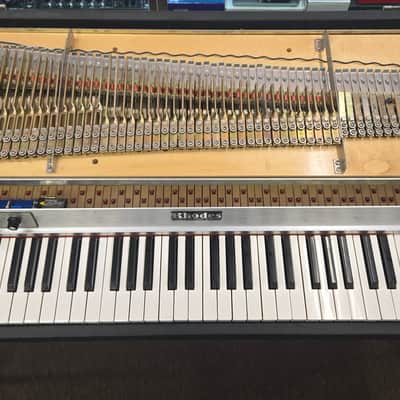 Rhodes Seventy Three Mark 1 1975 - Black image 4