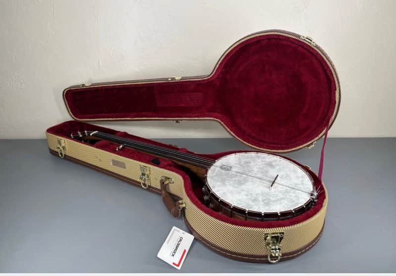 5-String Open-Back Banjo with Case in Excellent Condition, image 1