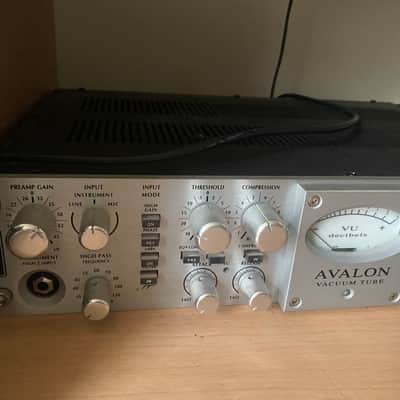 Avalon VT-737sp Tube Pre-Amp, Equalizer, Compressor - Silver image 3