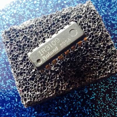 Roland IR3109 IC Jupiter 8 Juno 6 60 SH-101 VCF Synthesizer Synth Keyboard Analog Voice Filter Chip image 1