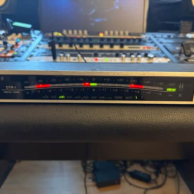 Korg DTR-1 ToneWorks Rackmount Digital Tuner 1990s - Black image 8