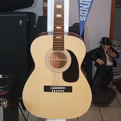 Silverton Sears Acoustic image 1