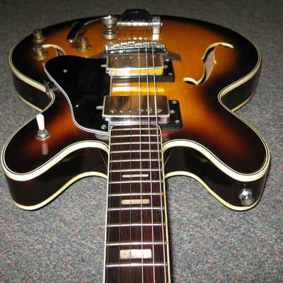 Vintage 60's Kent Hollow Body "335" with Bigsby image 8