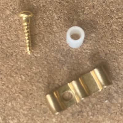 GOTOH 2022 GOLD Jazzmaster/Stratocaster/Telecaster Guitar Expanded String Tree, which covers the lower E,B and G Strings, for Fender Guitars image 4