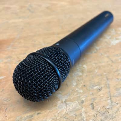 Audio-Technica ATW-R2100a Receiver w/ ATW-T220A Wireless Microphone image 7