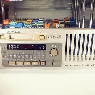 Tascam DA-88 8-Track Modular Digital Multritrack Recorder image 1
