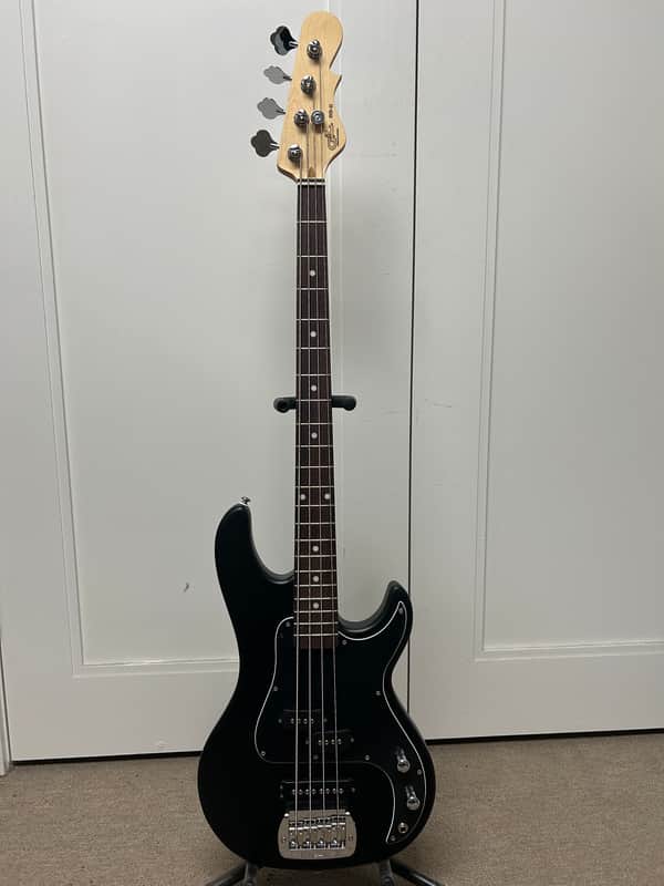 G&L Tribute Series SB-2 Bass Guitar - Black Frost
