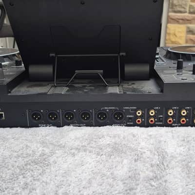 Denon Prime 4+ 4-Deck DJ System 2023 - Present - Black image 3