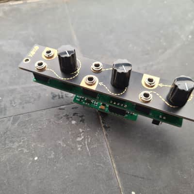 XOXO Modular Makrophonie Triple Preamp and Distortion [USED] - for contact mics / piezo transducers image 2
