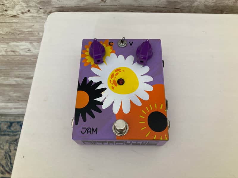 Used JAM Pedals RetroVibe mk.2 image 1