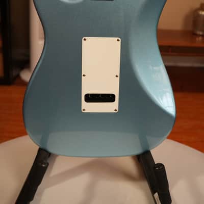 2001 G&L Legacy USA - Lake Placid Blue Metallic image 11