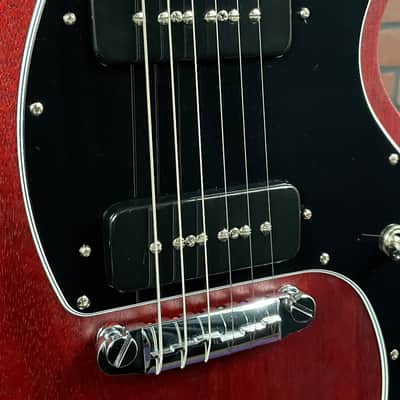Gibson Les Paul Special Tribute DC 2019 - Worn Cherry Electric Guitar w/ Bag image 3