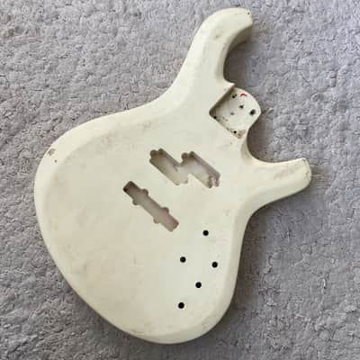 White 4 String Bass Basswood Body image 3