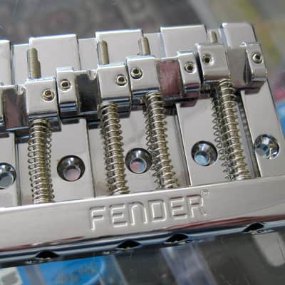 Fender High Mass Bass Bridge IV with Zinc Saddles 0994407000 image 2