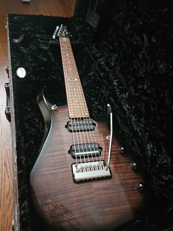Ernie Ball Music Man BFR JP7 2007 walnut burst