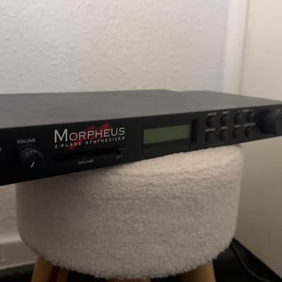 E-MU Morpheus Z-Plane Synthesizer 1993 + 5 Rare Rom Cards (Exclusive & Excellent)