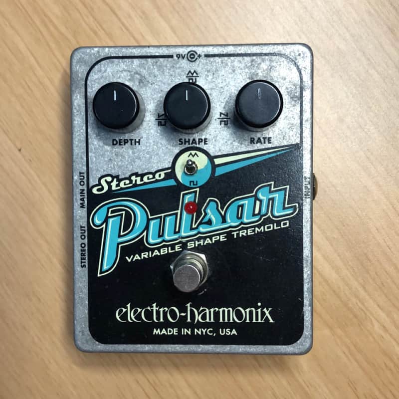Electro-Harmonix Stereo Pulsar Analog Tremolo 2007 - Present - Blue image 1