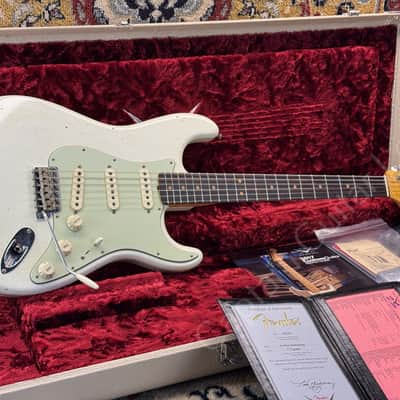 2017 Fender Custom Shop - 63 Strat Journeyman - Ltd. NAMM Show Edition - ID 5835 image 2