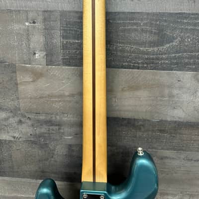 Fender P Bass Metallic Lake Placid Blue Killer Player Bass Mexican image 7